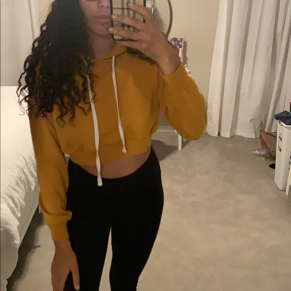 Cropped mustard hoodie